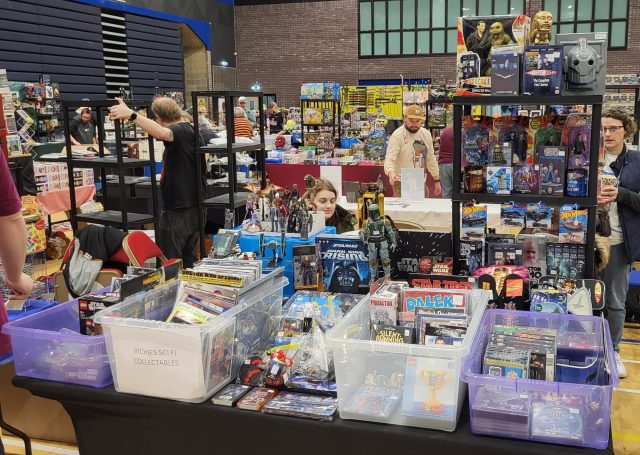 Richie's Sci-Fi Collectables Stand at Brentwood Comic Con