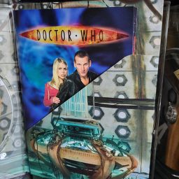 Doctor Who - The Complete First Series Booklet