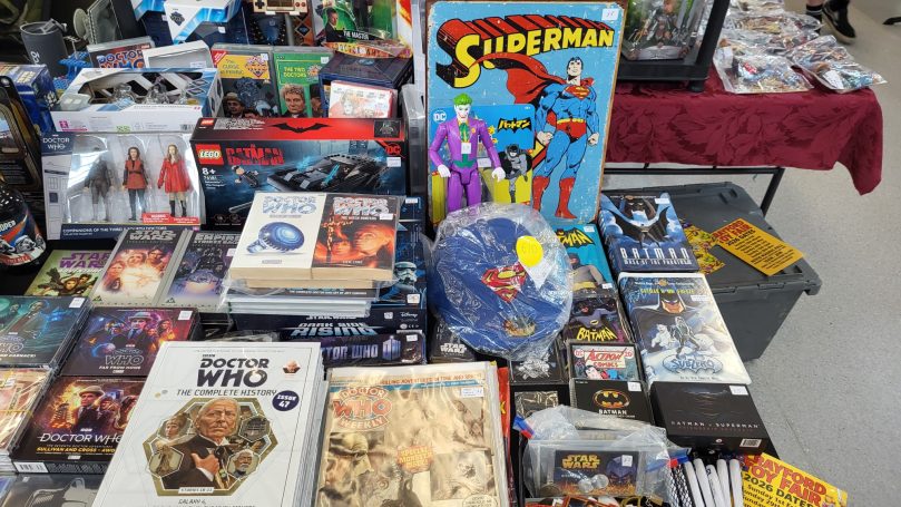 Richie's Sci-Fi Collectables Stand